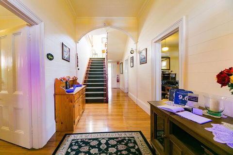 Riversleigh Guesthouse - Darwin Tourism 7