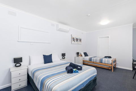 Wattle Grove Motel Maryborough - Darwin Tourism 6