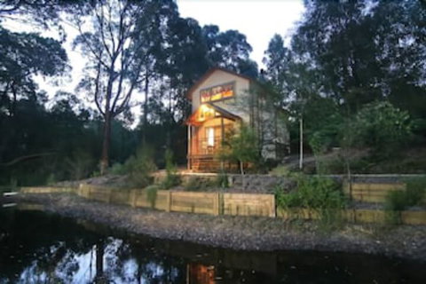 Eagle Hammer Cottages - Darwin Tourism 0