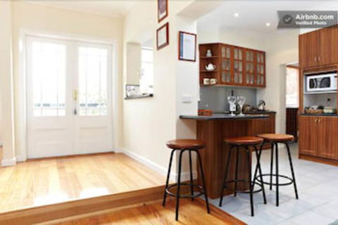 Austin Rise Bed And Breakfast - Darwin Tourism 5