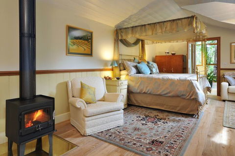 Arcadia Cottages - Darwin Tourism 4