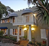 Castle Villa by the Sea - Darwin Tourism