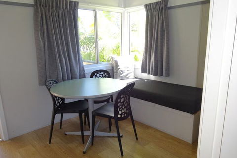 Caseys Beach Holiday Park - Darwin Tourism 6