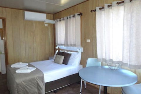 Caseys Beach Holiday Park - Darwin Tourism 7