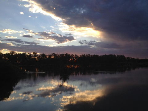Nagambie Waterfront Motel - Darwin Tourism 3