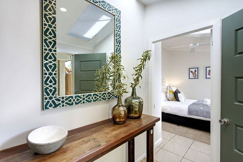 A Perfect Stay - Jimmy's Beach House - Darwin Tourism 1