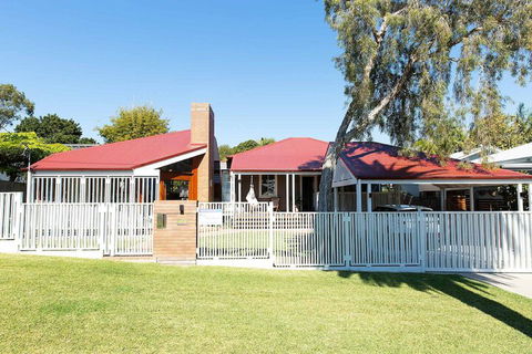 A PERFECT STAY - Bacchus - Darwin Tourism 7