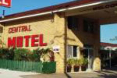 Nambour Central Motel - Darwin Tourism 0