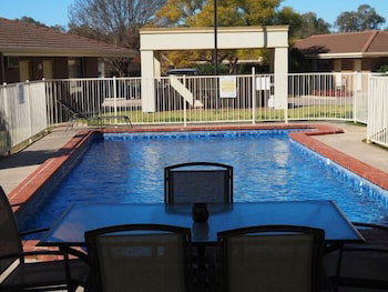 Jacaranda Motel & Holiday Units - Darwin Tourism 3