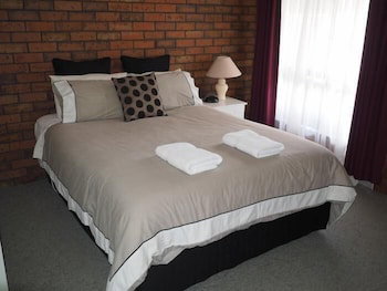 Jacaranda Motel & Holiday Units - Darwin Tourism 6