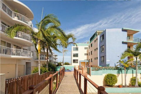 Bayviews & Harbourview Holiday Apartments - Darwin Tourism 0