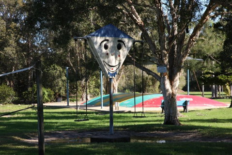Tuncurry Lakes Resort - Darwin Tourism 3
