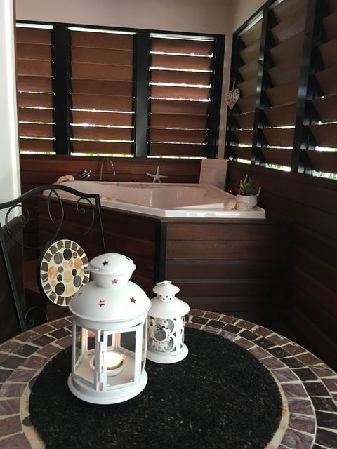 Sunbird Gardens - Darwin Tourism 1