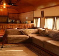 Krinklewood Cottage  Train Carriages - Darwin Tourism