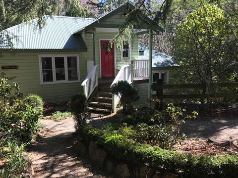 Highland Cottage - Darwin Tourism 4