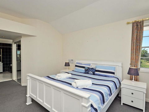 Beggars Bridge Vineyard Homestead W / Pool + Wifi + Tennis + Vineyard - Darwin Tourism 6