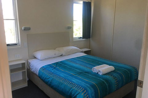 Jervis Bay Holiday Cabins - Darwin Tourism 4