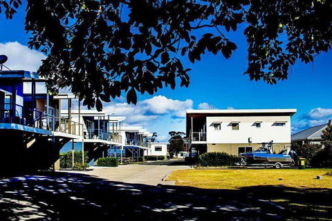 Jervis Bay Holiday Cabins - Darwin Tourism 2