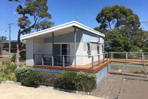 Jervis Bay Holiday Cabins - Darwin Tourism 0