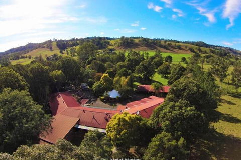 Nimbin Rocks Retreat - Darwin Tourism 5