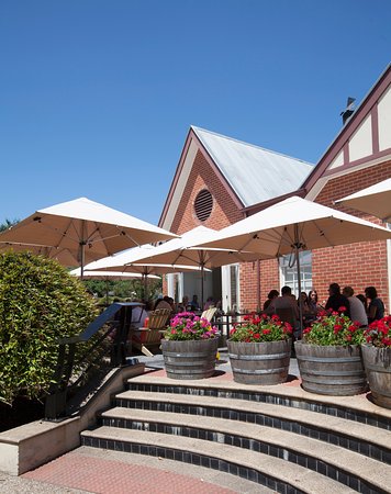 Primary At Pioneers Park - Darwin Tourism 0