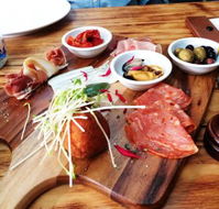 Cattinalla's Caffe  Wine Bar - Darwin Tourism