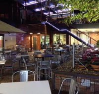 Brady's Railway Hotel - Darwin Tourism