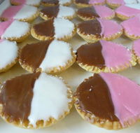 Hulm's Bakery - Darwin Tourism