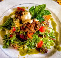 Hanging Rock Cafe - Darwin Tourism