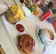 Supreme Bar and Restaurant - Darwin Tourism