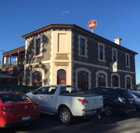 Coach and Horses Inn - Darwin Tourism