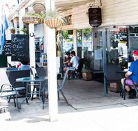 Legends on hansen - Darwin Tourism