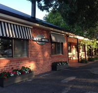 Moyhu Hotel - Darwin Tourism