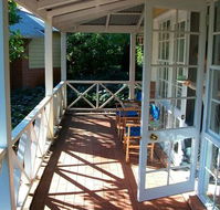 Two Sisters  A Chef - Darwin Tourism