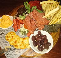 Trinders in The Astra - Darwin Tourism