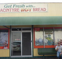 MacIntyre Hot Bread Shop - Darwin Tourism