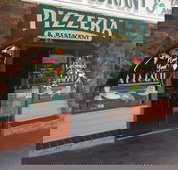 Anna  Sam Pizzeria Restaurant - Darwin Tourism