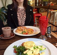 Tree Eighty3 Cafe - Darwin Tourism
