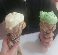 Annie's Old Fashioned Ice Cream Parlour