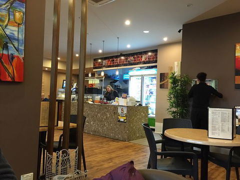 Village Coffee Shop - Darwin Tourism 0