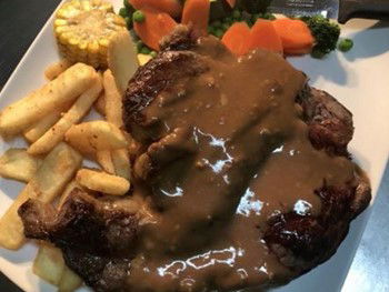 Ariah Park Hotel Dining & Bar - Darwin Tourism 4