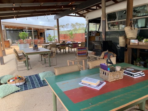The Olive Bus - Darwin Tourism 0
