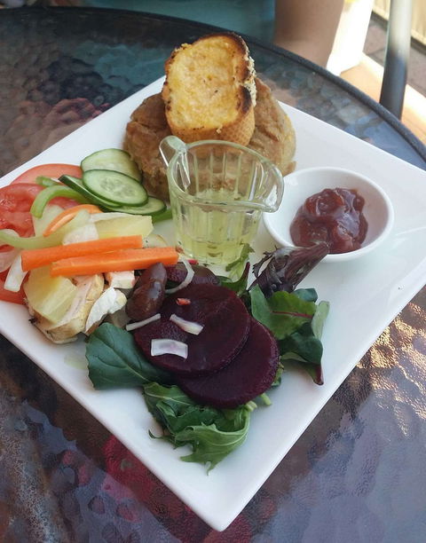 Timeless Treasures And Tearoom - Darwin Tourism 0