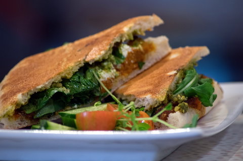 Food Angel Cafe - Darwin Tourism 0