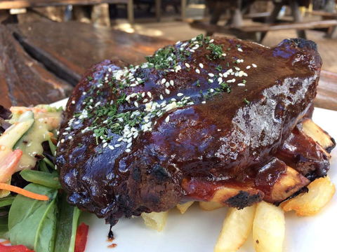 Hale Road Tavern - Darwin Tourism 0