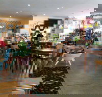 Mid-Century Cafe and Collectables - Darwin Tourism