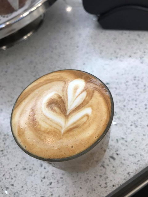 Mad Cowes Cafe - Darwin Tourism 0