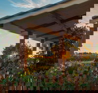 Caf in the Vines - Darwin Tourism