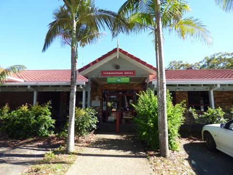 Stuarts Point Tavern / Yarrahinni Hotel - Darwin Tourism 1
