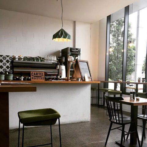 Rainbow Gallery & Cafe/Bar - Darwin Tourism 0